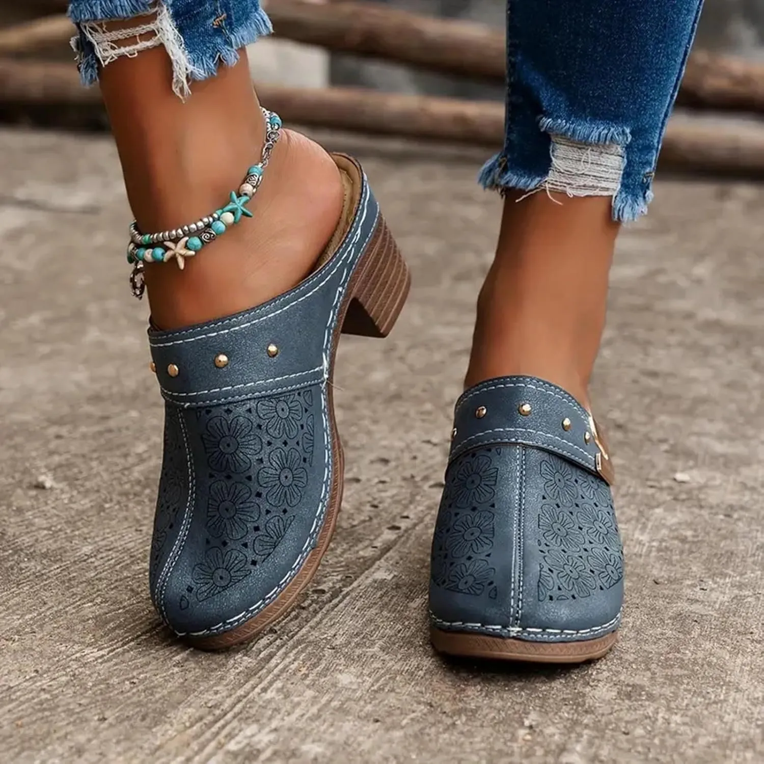 Chunky Heels Sandals for Women Summer Breathable Hollow Out Closed Toe Mules Retro Flower Pattern Slip On Slides Loafer Shoes Comfortable Low Heel Slip-on Wooden Clogs