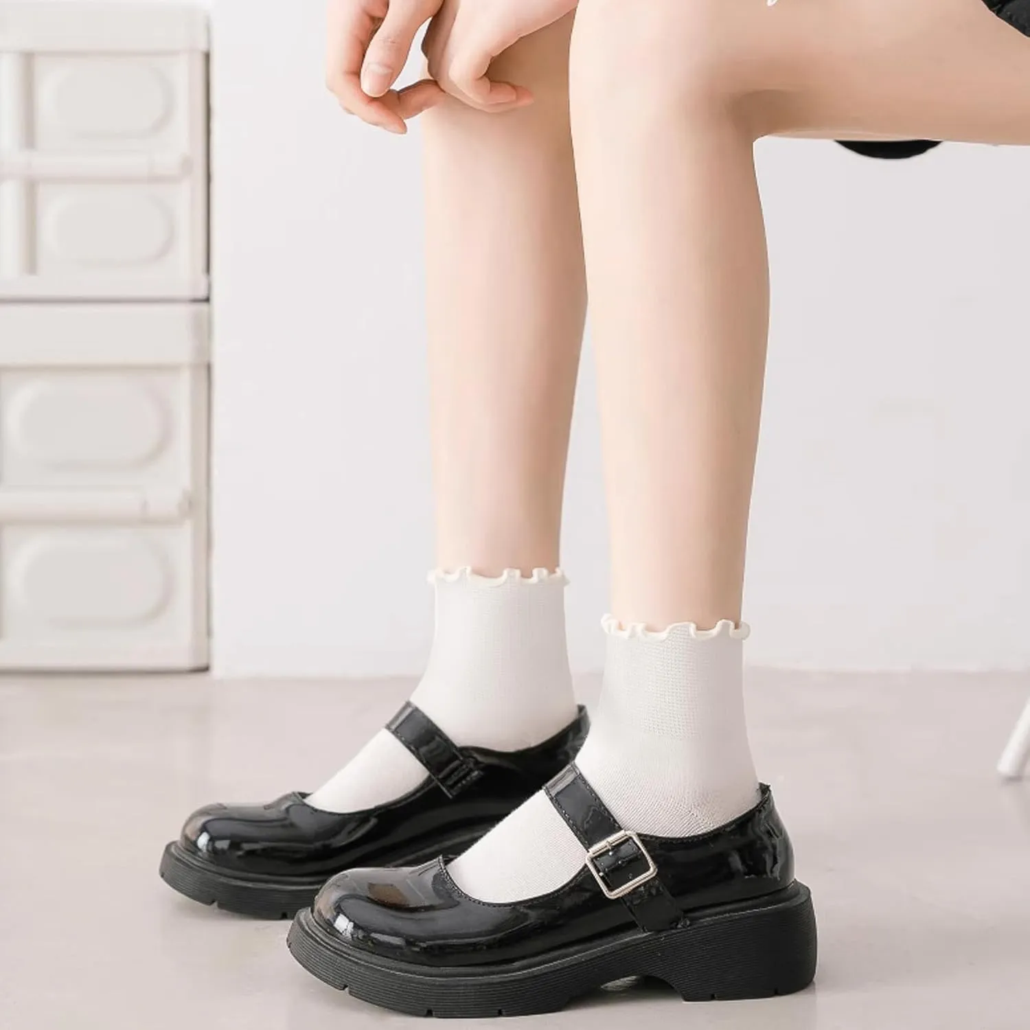Iseasoo Women's Ruffle Ankle Socks - White, One Size (5-9)