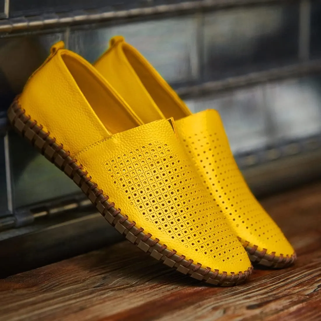 Santimon Men's Leather Espadrille Slip-On Plain Toe Casual Breathable Shoes