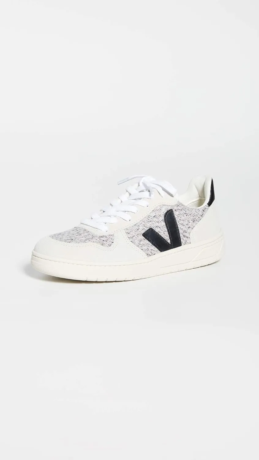 Women's V-10 Lace Up Sneakers