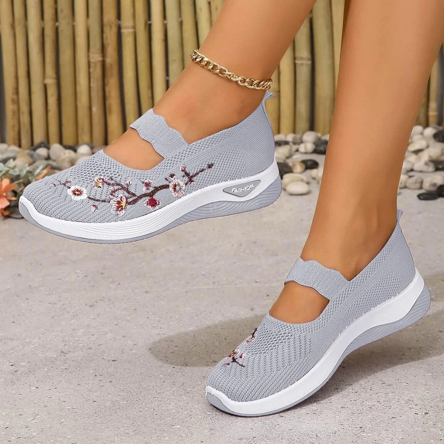 ZSpzx 2025 Women's Mesh Flats Shoes Breathable Slip on Casual Boat Shoes with Flower Embroidered Quick Dry Arch Support Non Slip Running Elastic Sneakers Closed Toe for Gym Travel Daily Wear